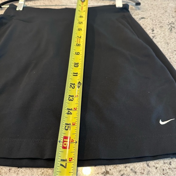 Nike Golf Dri-Fit Black Skort XS | Athletic Skirt with Pocket - Picture 5 of 6